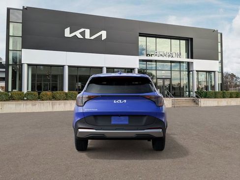 New 2026 Kia Sportage EX FWD image 6
