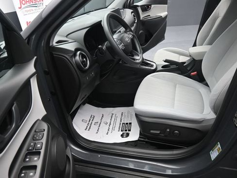 Used 2023 Hyundai Kona SEL FWD image 17