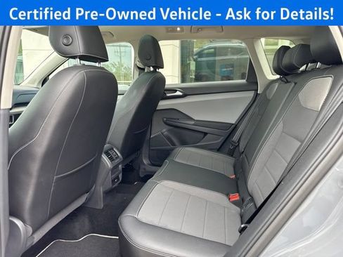 Used 2023 Volkswagen Taos SE w/ Panoramic Sunroof Package AWD/4WD image 20