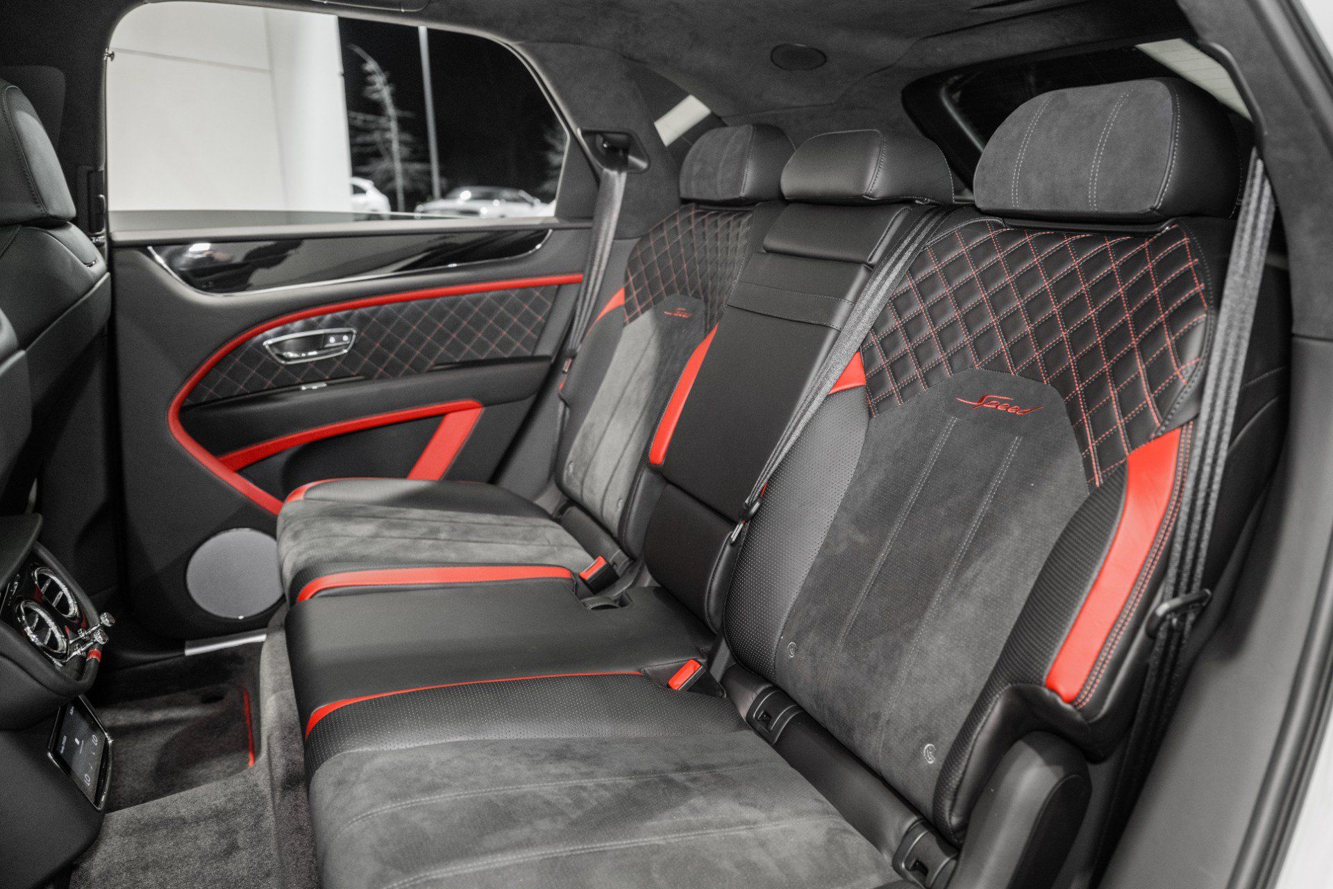 Used 2021 Bentley Bentayga Speed AWD/4WD image 12