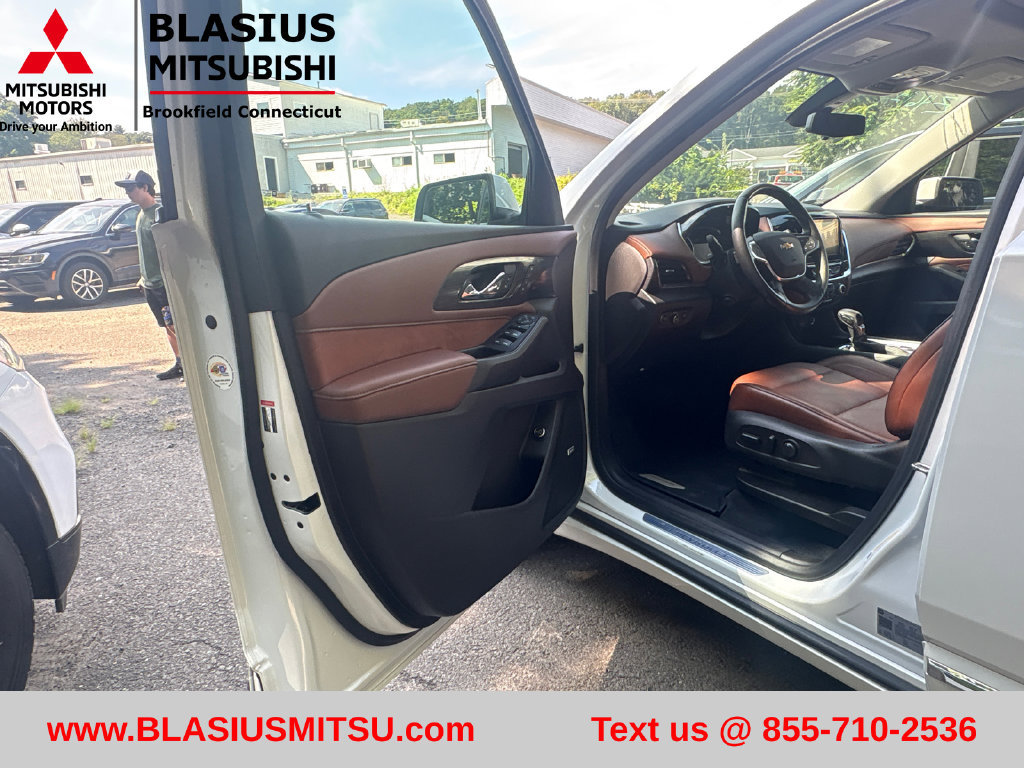 Used 2021 Chevrolet Traverse High Country w/ LPO, Floor Liner Package AWD/4WD image 13