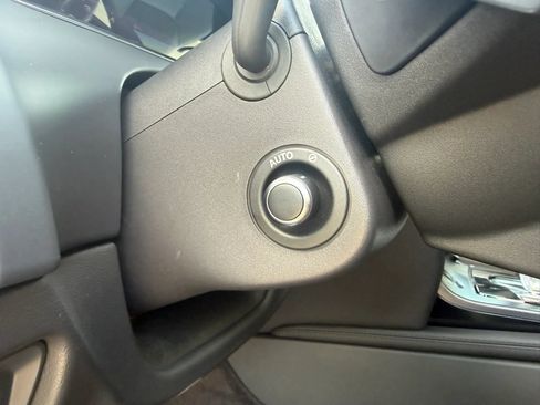 Used 2024 Jaguar F-TYPE R-Dynamic RWD image 24