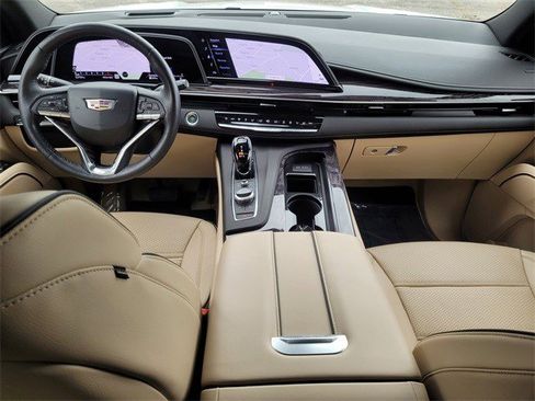 Certified 2022 Cadillac Escalade ESV Premium Luxury w/ LPO, Radiant Package image 6