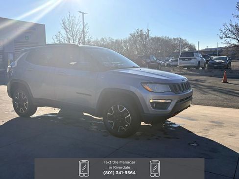 Used 2021 Jeep Compass Trailhawk image 2