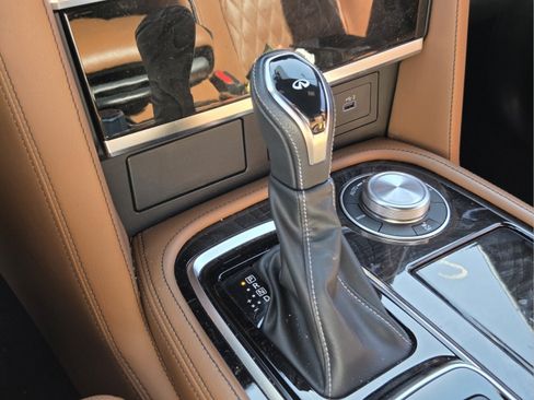 Used 2023 INFINITI QX80 Sensory w/ Cargo Package AWD/4WD image 17