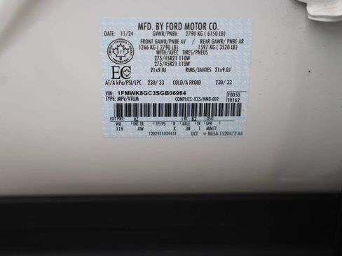 Used 2025 Ford Explorer ST AWD/4WD image 50