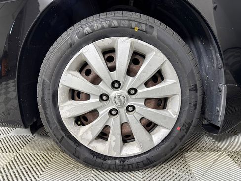 Used 2017 Nissan Sentra S image 17