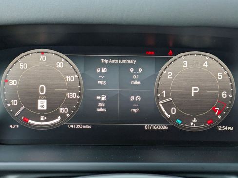 Used 2025 Land Rover Defender 110 S image 18