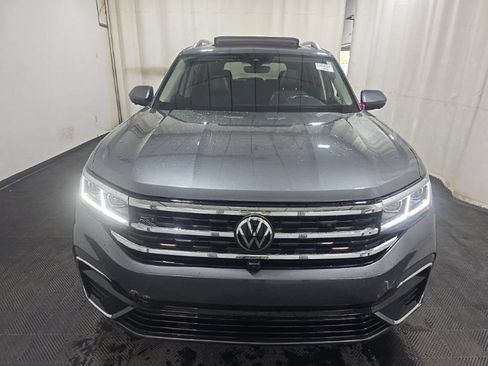Used 2022 Volkswagen Atlas SEL Premium R-Line AWD/4WD image 2