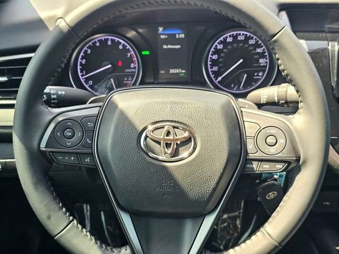 Used 2024 Toyota Camry SE FWD image 32