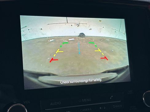 Used 2023 Nissan Frontier SV w/ Midnight Edition Package image 25