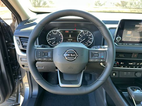 New 2026 Nissan Rogue SV image 24