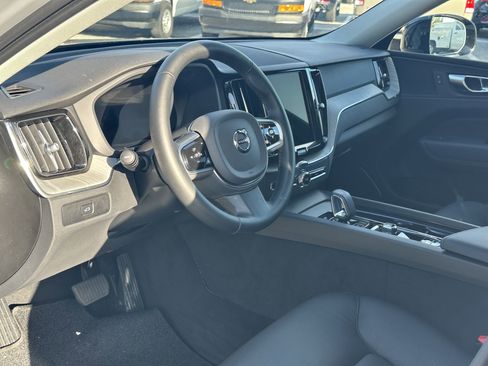 Used 2025 Volvo XC60 B5 Plus w/ Climate Package image 15