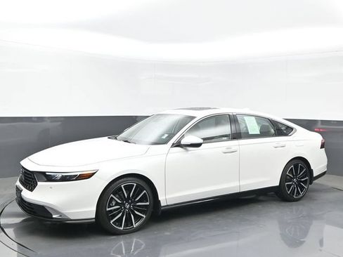 Certified 2026 Honda Accord Touring image 2