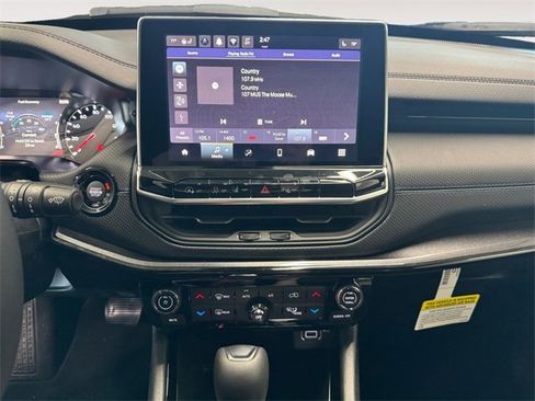 New 2026 Jeep Compass Limited image 5