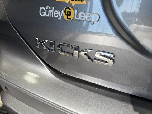 Certified 2023 Nissan Kicks SV FWD image 16