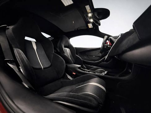 Used 2017 McLaren 570S Coupe 2D image 14