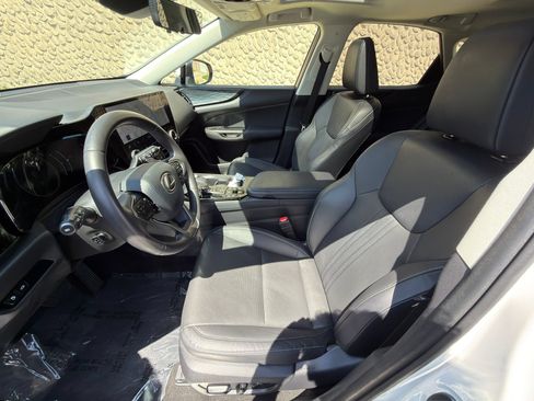 Used 2024 Lexus NX 350 AWD image 13