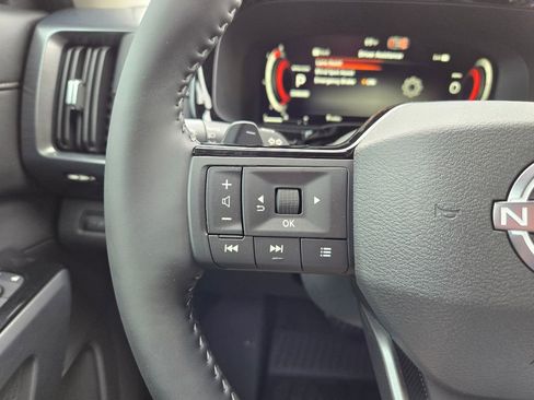 New 2026 Nissan Pathfinder SL w/ SL Premium Package FWD image 21