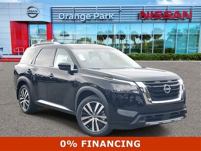 New 2025 Nissan Pathfinder Platinum w/ Cargo Package