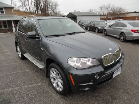 Used 2013 BMW X5 xDrive35i image 7