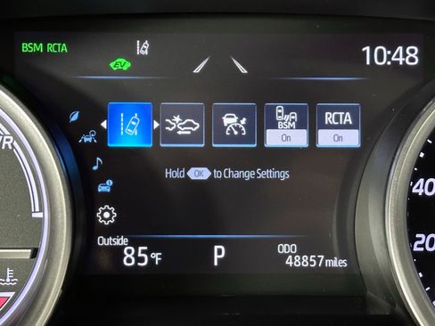 Used 2022 Toyota Camry XLE w/ Cold Weather Package FWD image 12