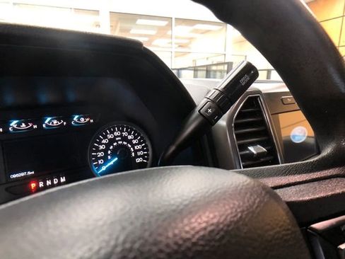 Certified 2019 Ford F150 XLT w/ Trailer Tow Package AWD/4WD image 17