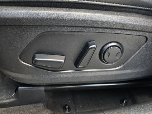 Used 2022 Kia Sorento S FWD image 23