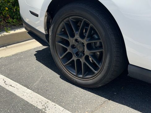Used 2012 Ford Mustang Premium RWD image 16
