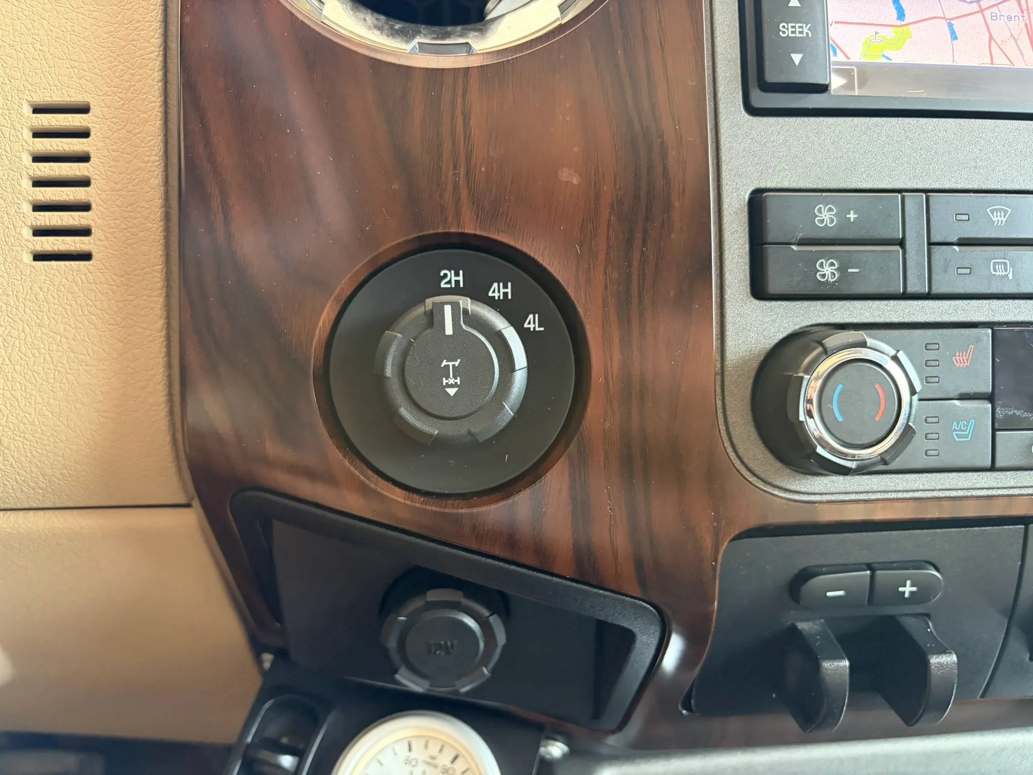 Used 2011 Ford F250 Lariat w/ Lariat Ultimate Pkg AWD/4WD image 26