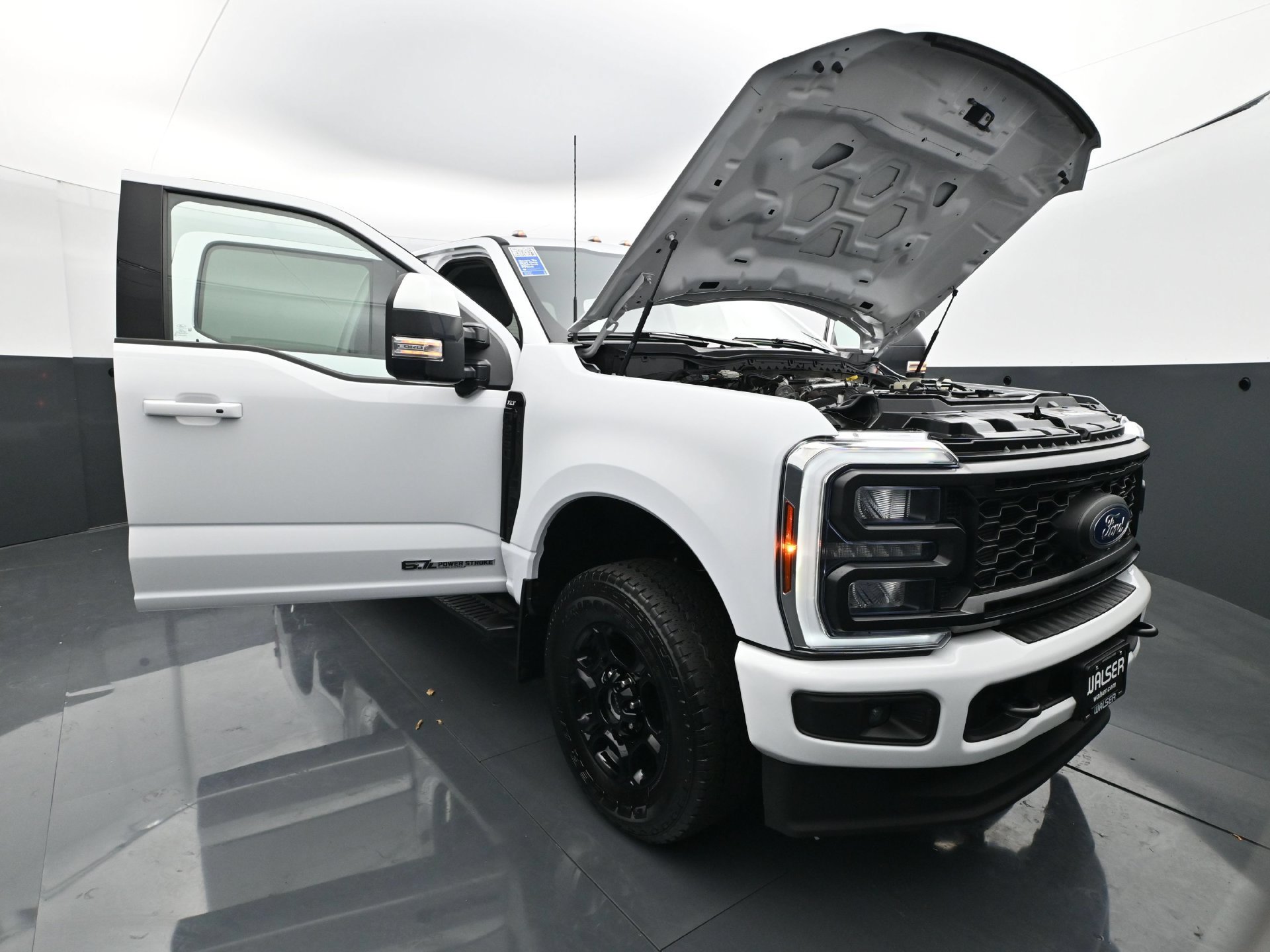 Used 2024 Ford F250 XLT w/ XLT Premium Package AWD/4WD image 38