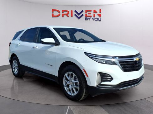 Certified 2023 Chevrolet Equinox LT w/ Driver Convenience Package AWD/4WD image 9