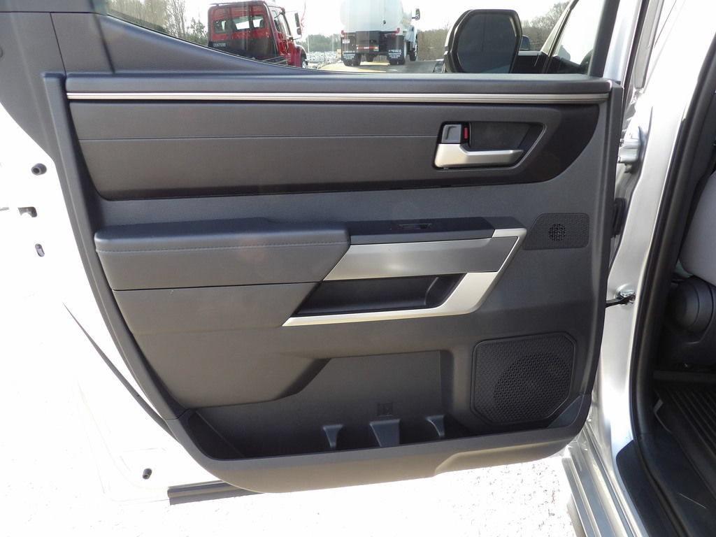 Used 2024 Toyota Tundra SR5 AWD/4WD image 29