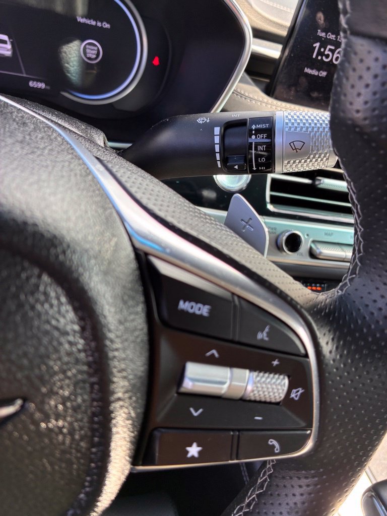 Used 2025 Genesis G70 2.5T AWD/4WD image 31