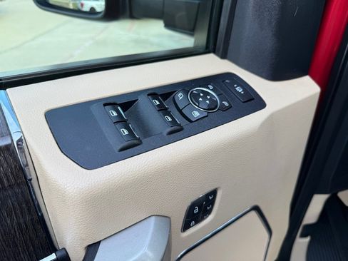 Used 2020 Ford F250 Lariat w/ Lariat Ultimate Package image 24