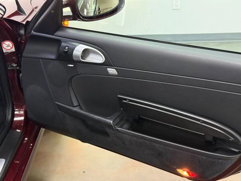 Used 2005 Porsche Boxster Cabriolet 2D image 19