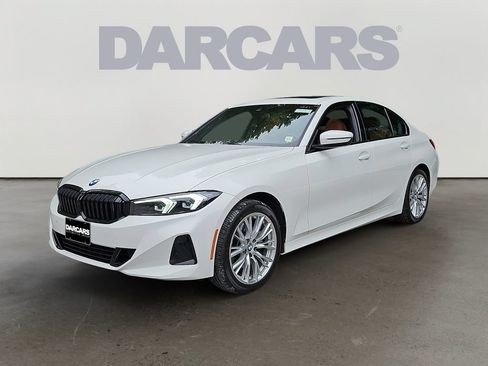 Used 2023 BMW 330i xDrive Sedan w/ Driving Assistance Package AWD/4WD image 3