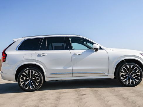 New 2026 Volvo XC90 B6 Ultra image 4