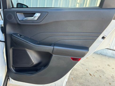 Used 2022 Ford Escape Titanium w/ Titanium Elite Package image 31