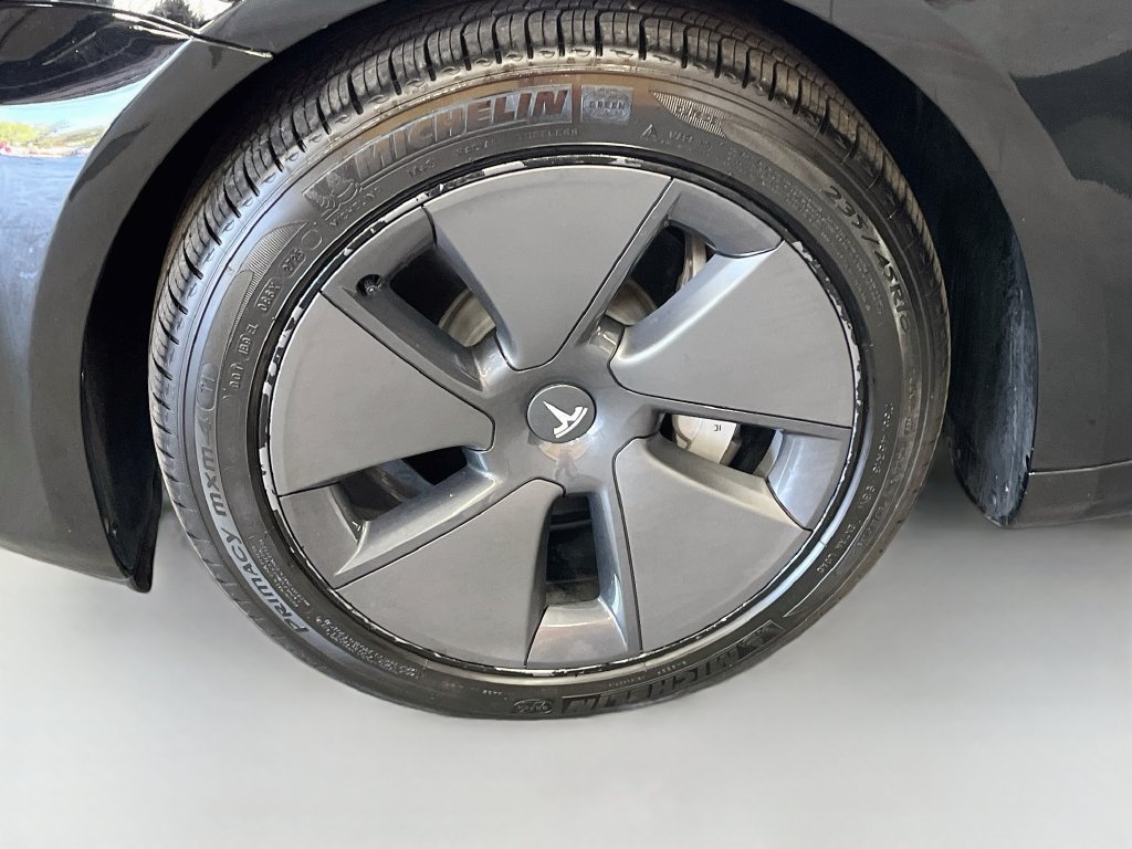 Used 2023 Tesla Model 3 Standard Range RWD image 30