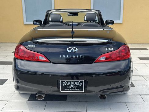 Used 2014 INFINITI Q60 Convertible w/ Premium Package image 13