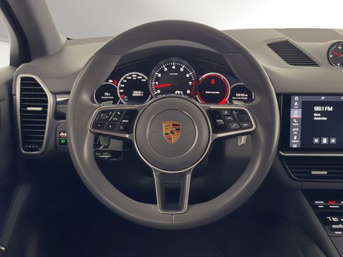 Used 2019 Porsche Cayenne AWD/4WD image 20