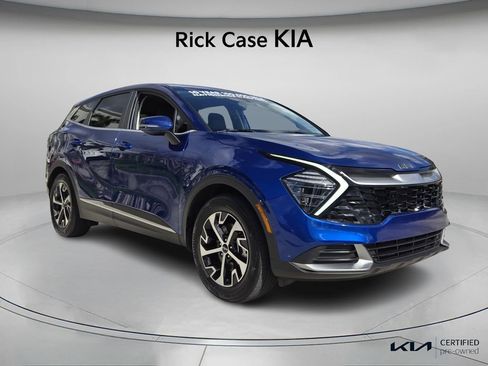 Certified 2025 Kia Sportage EX image 9