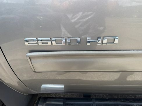 Used 2012 Chevrolet Silverado 2500 LT w/ Interior Plus Package AWD/4WD image 55