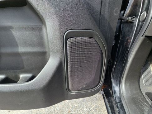 Used 2022 Chevrolet Silverado 2500 LT w/ Snow Plow Prep/Camper Package image 61