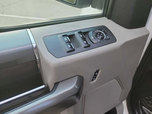 Used 2016 Ford F150 XLT w/ Equipment Group 302A Luxury RWD image 18