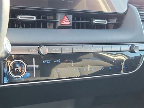 New 2026 Hyundai Ioniq 5 SE image 12