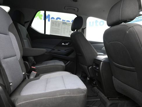 Used 2019 Chevrolet Traverse LT FWD image 8