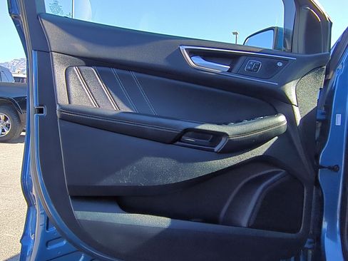 Used 2019 Ford Edge ST w/ Convenience Package image 14