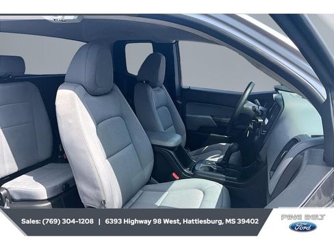 Used 2018 Chevrolet Colorado W/T w/ WT Convenience Package RWD image 6